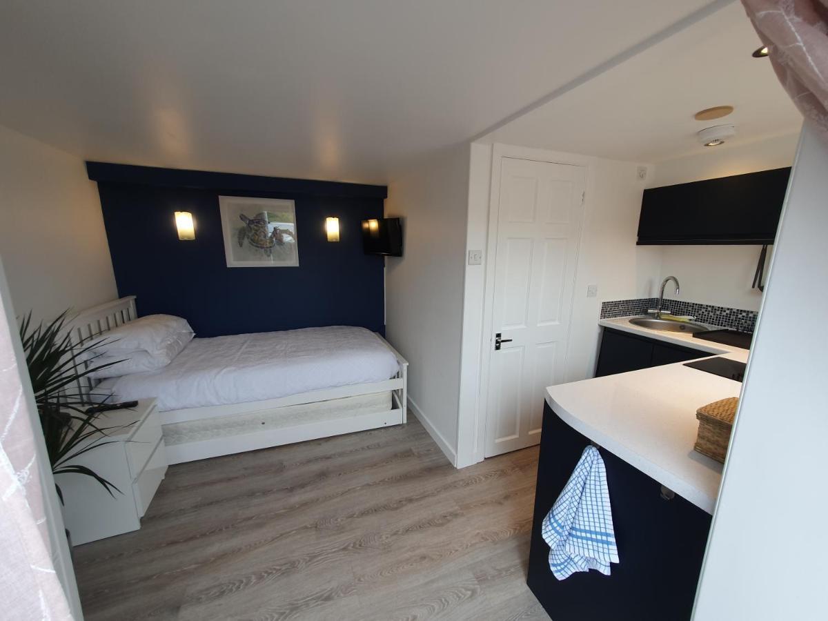 Shiphay Studio: Cozy Private Retreat Near Torbay Hospital Torquay Exterior photo